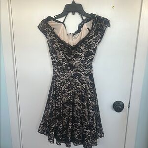 Elegant Black Lace Dress
